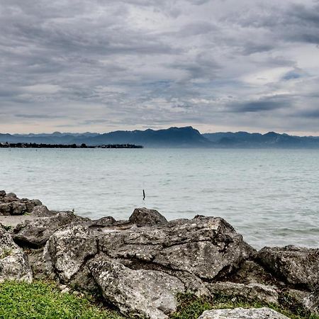 Laguna Verde Sirmione Luaran gambar